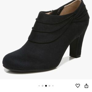 Elegant Black Women's Heeled Shoes